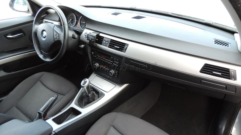 Na Predaj BMW 318d E91, r.v. 2008, diesel, 2.0 cm³, 100 kw. - 14