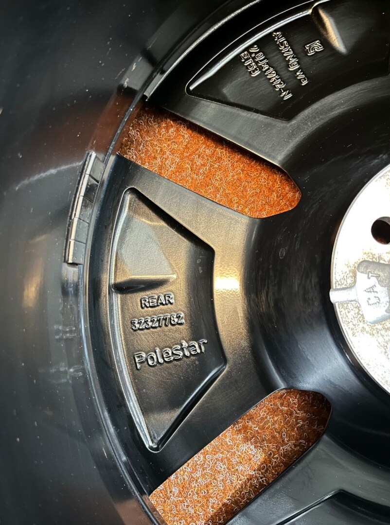 5x108 R19 originál POLESTAR 2 - dvourozměr - 14