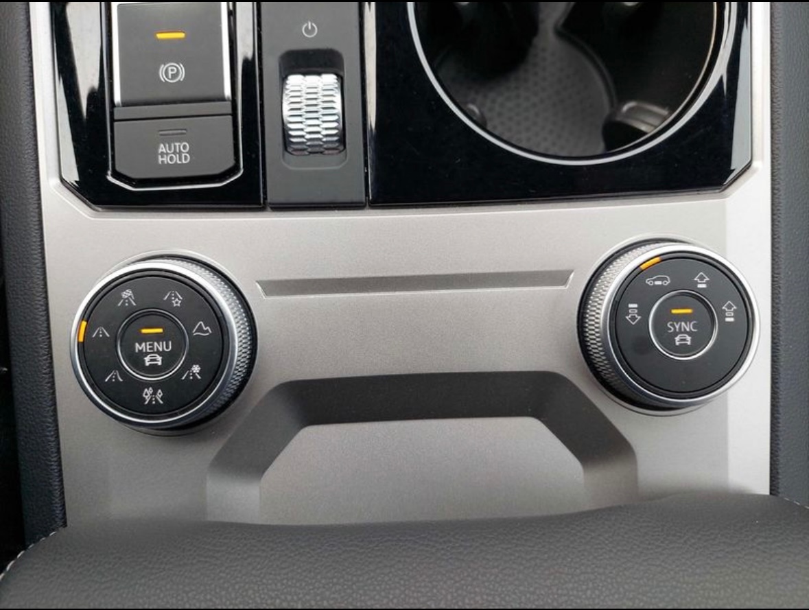 Volkswagen Touareg 3.0 V6 TDI R-Line 4Motion /vzduch +webast - 14