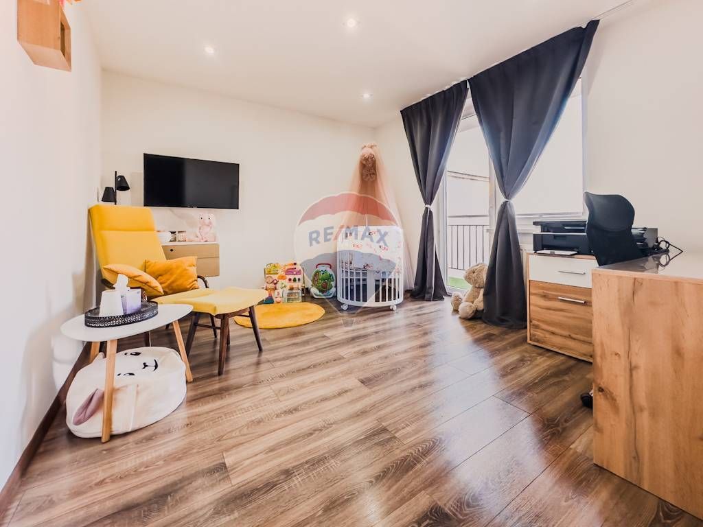 REZERVOVANÉ Zrekonštruovaný dom s bazénom - Šibeničný vrc - 14