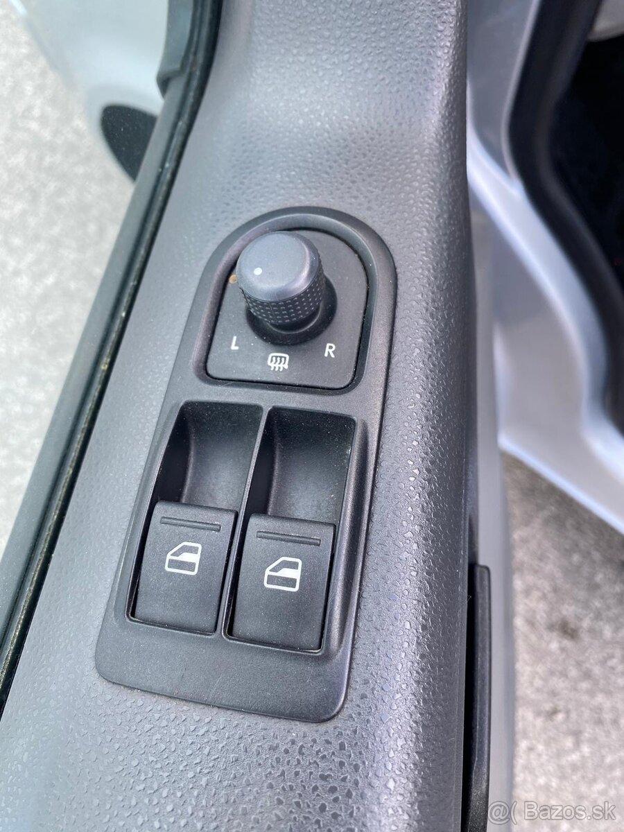 Volkswagen Caravelle long - 14