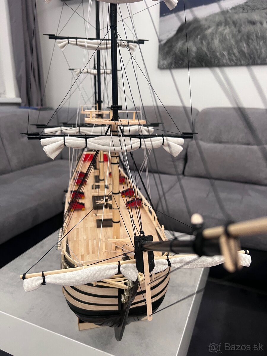 Dreveny model plachetnice. - 14