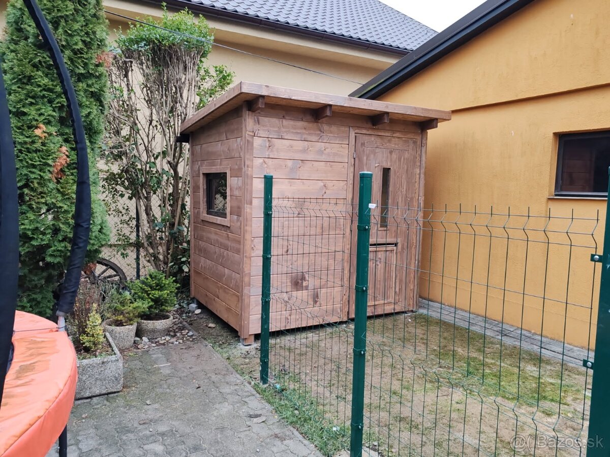 Prístrešok, altánok, záhradný domček - 14