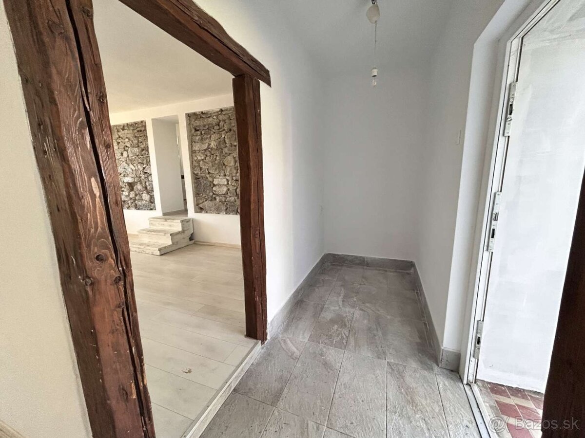 Sliač – príjemný rodinný dom so záhradou, pozemok 662 m2 - 14