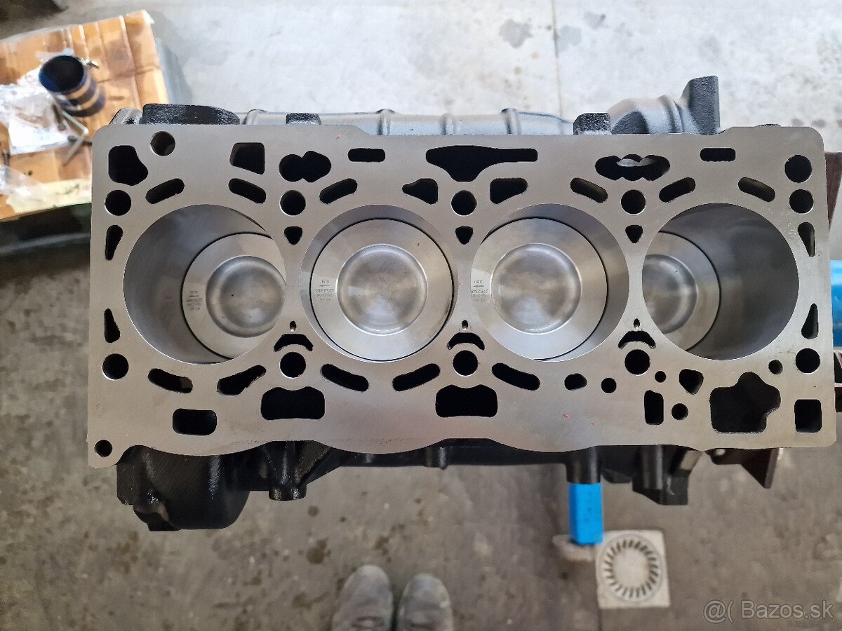 Predám/výmena Volkswagen Golf VII variant 2.0 tdi Alltrack - 14