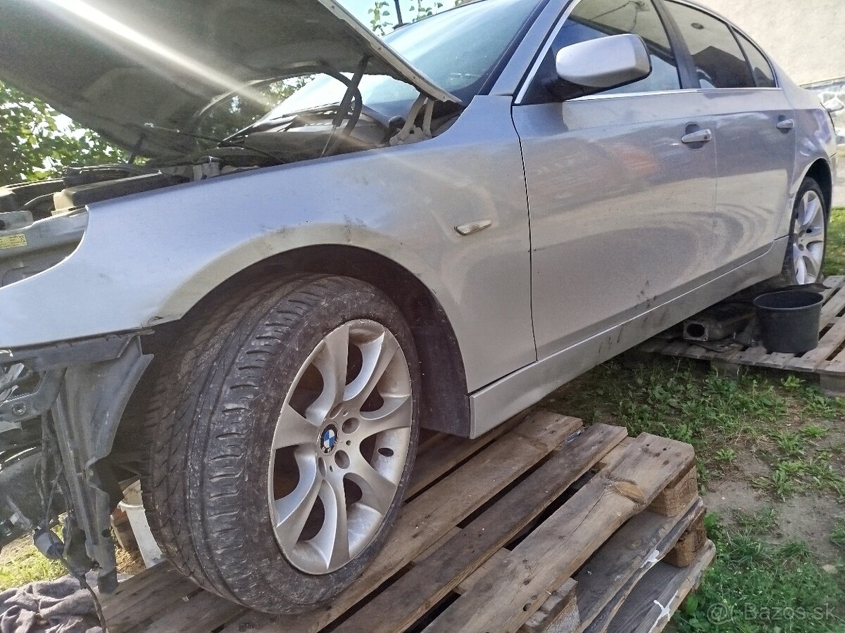 BMW E60 rozpredám 160kw automat - 14