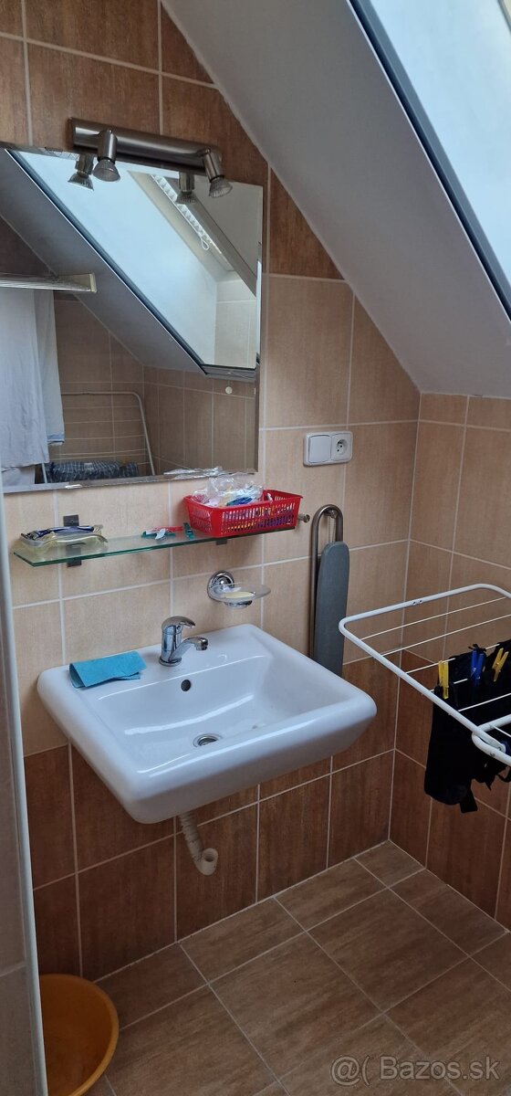 Predám RD r.2010 v tichej časti Šoporňa možnosť dvojgenerač - 14