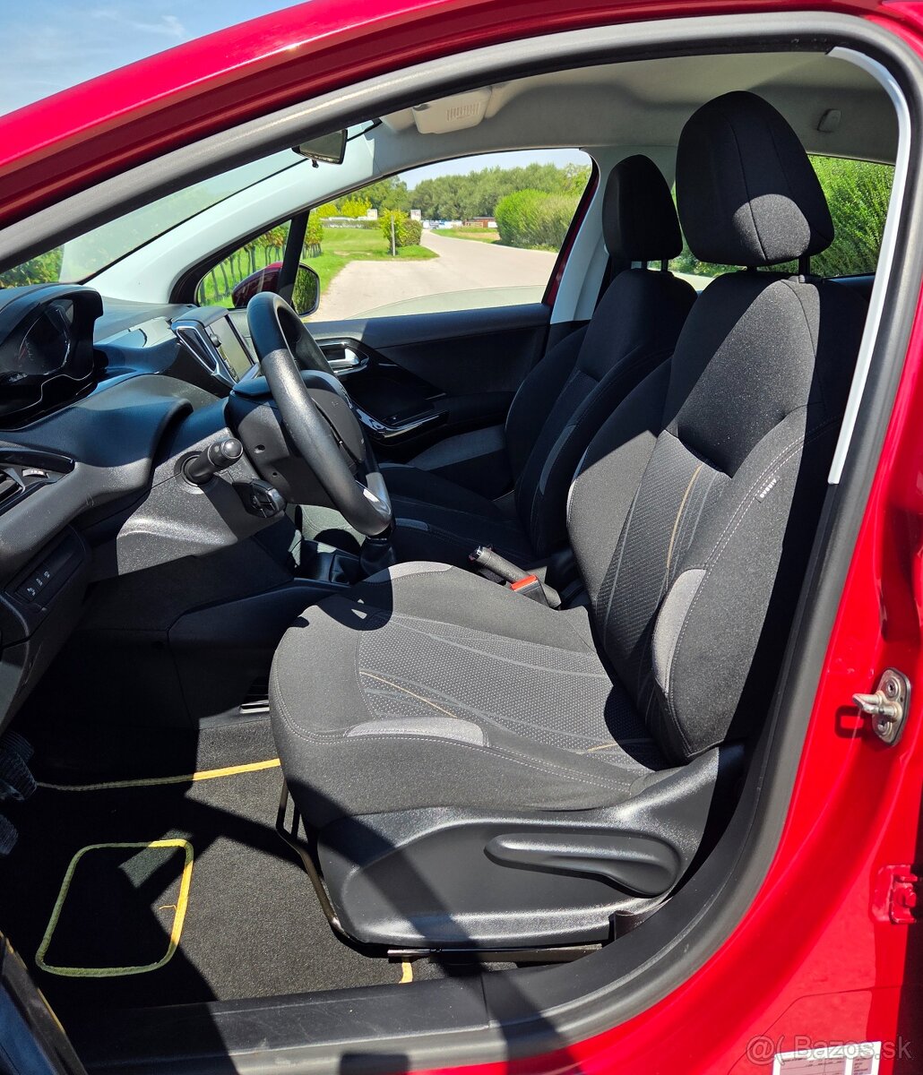 Peugeot 208 1.6 HDi 68KW/92 koní R.V.08/2012 - 14