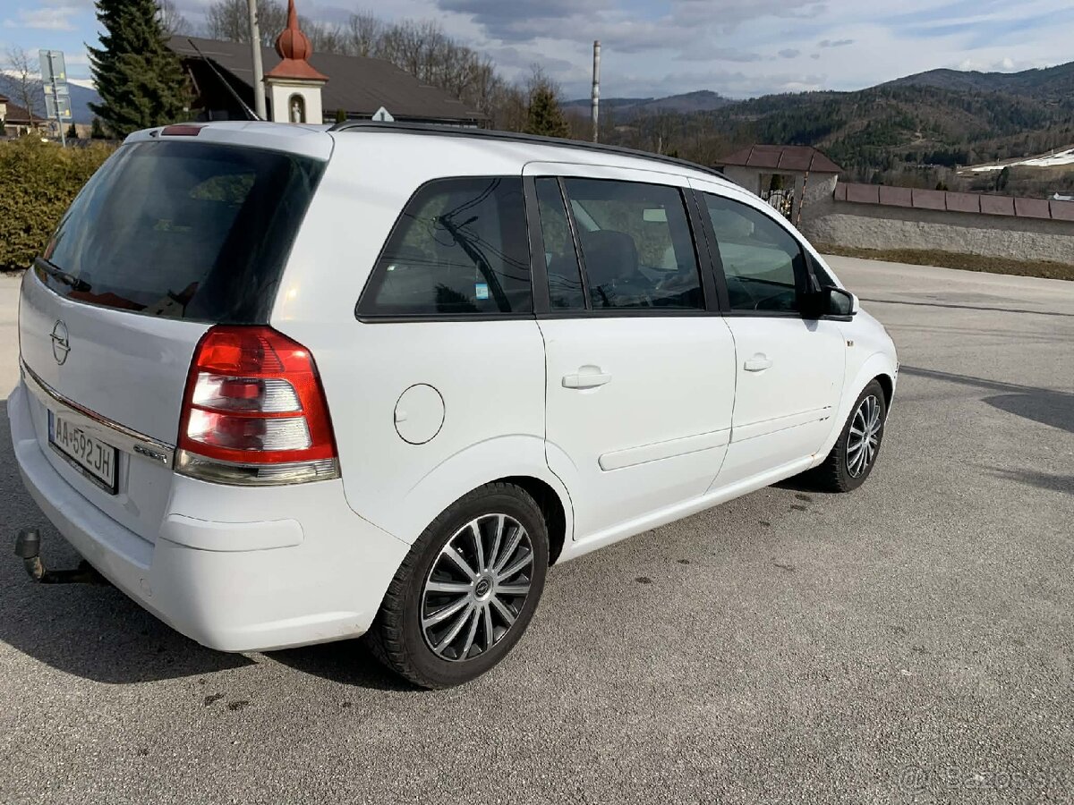Opel Zafira 1.9 88kw 2008 7miestne - 14