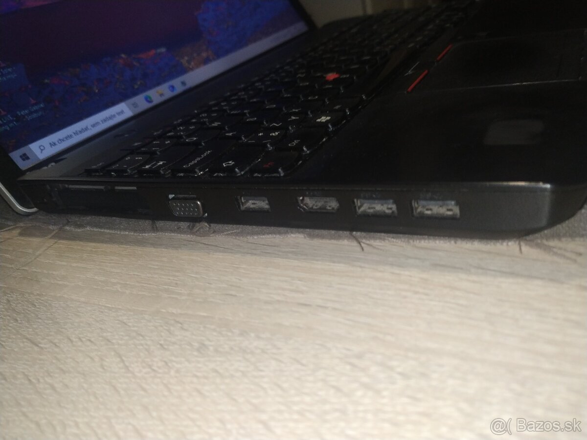 Lenovo. Intel. 15,6"LED. 500GB. Dualboot. Baterka dobrá. - 14