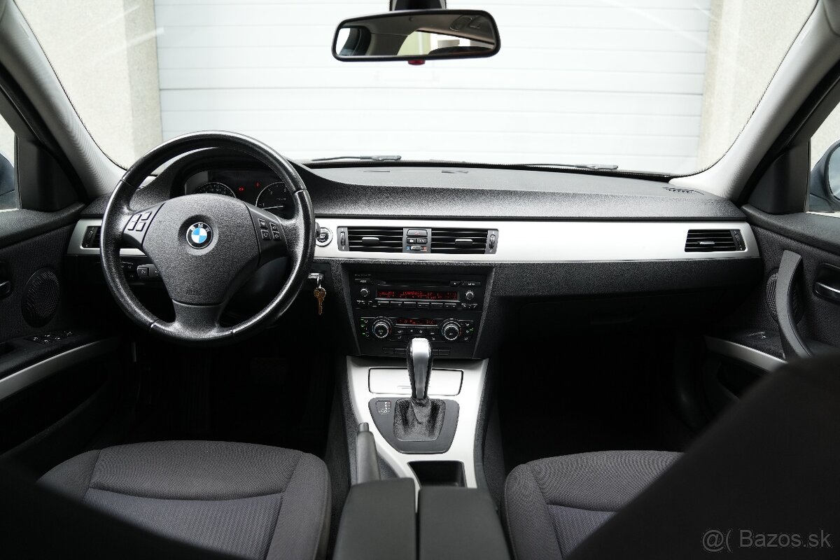 BMW 320d xDrive Touring facelift - 14
