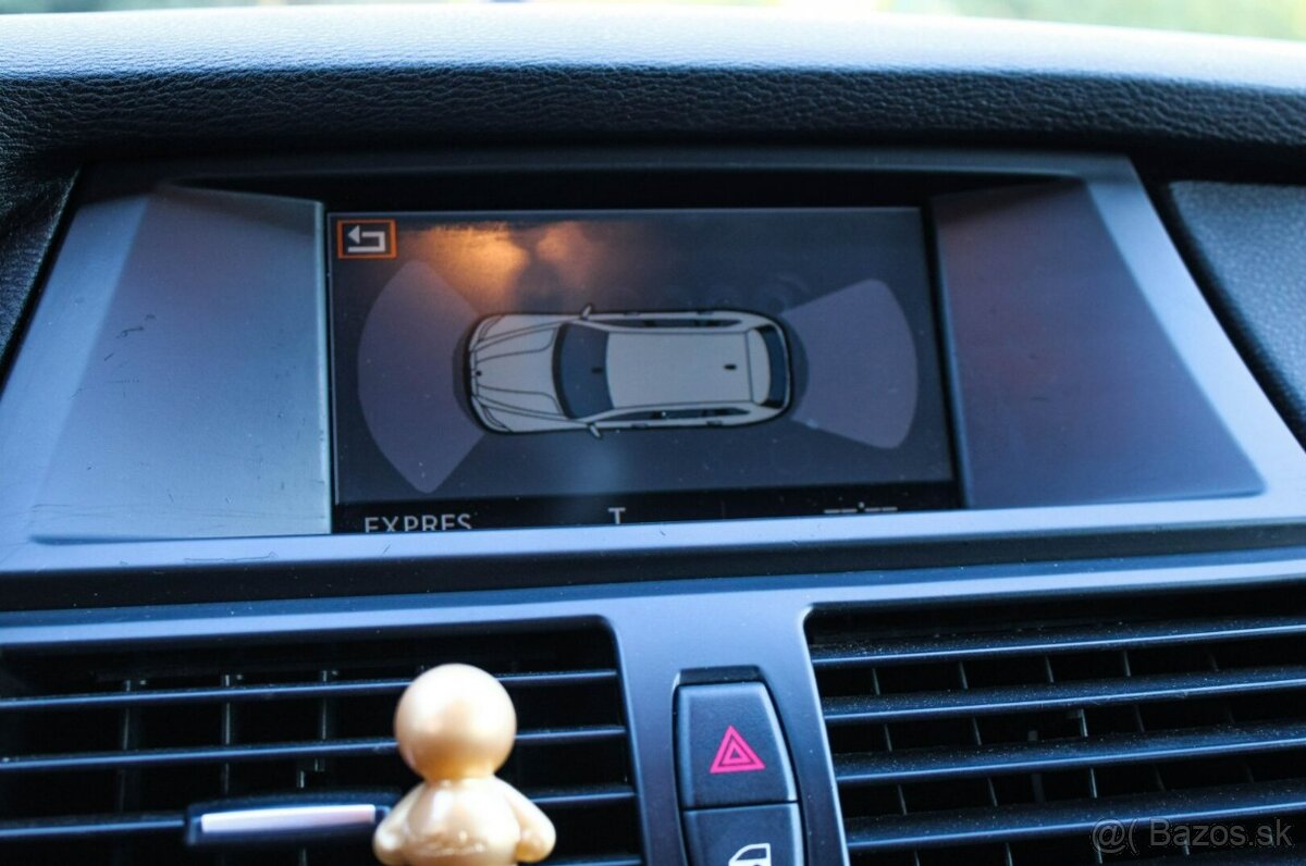 BMW X5 xDrive30d - 14