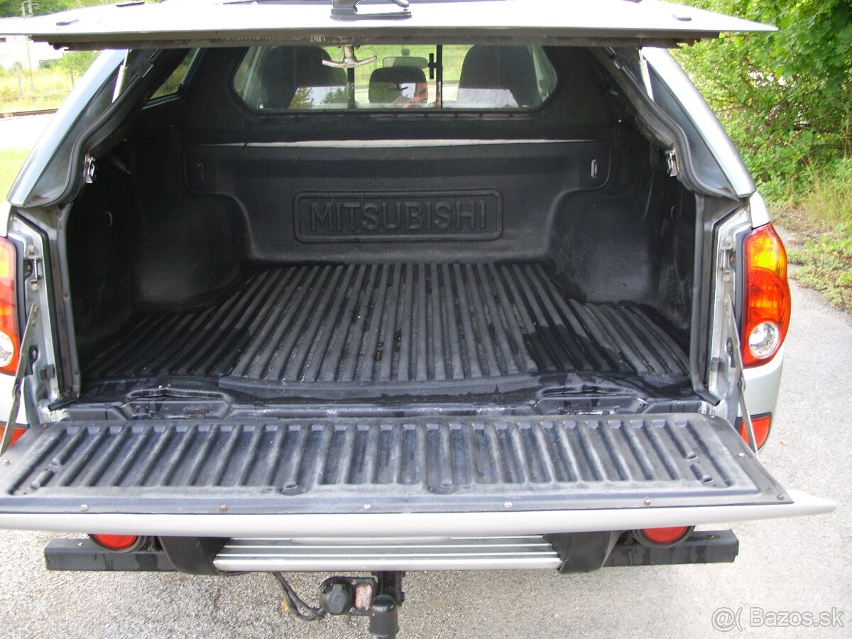 Mitsubishi L200 2,5DID 100Kw Superseleckt 4x4 - 14