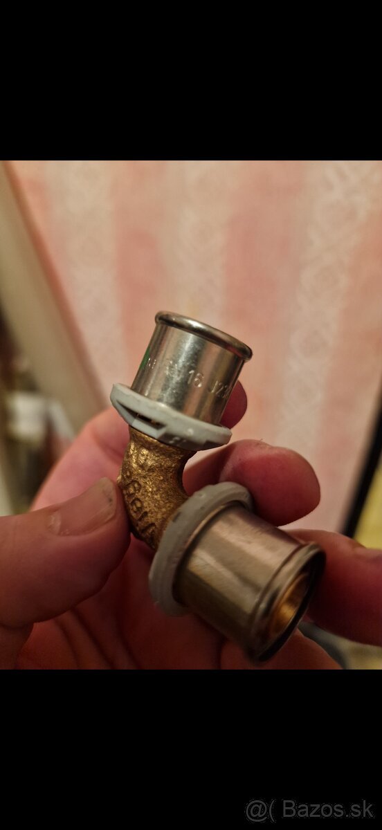 VIEGA medené kolená lisovky - 14