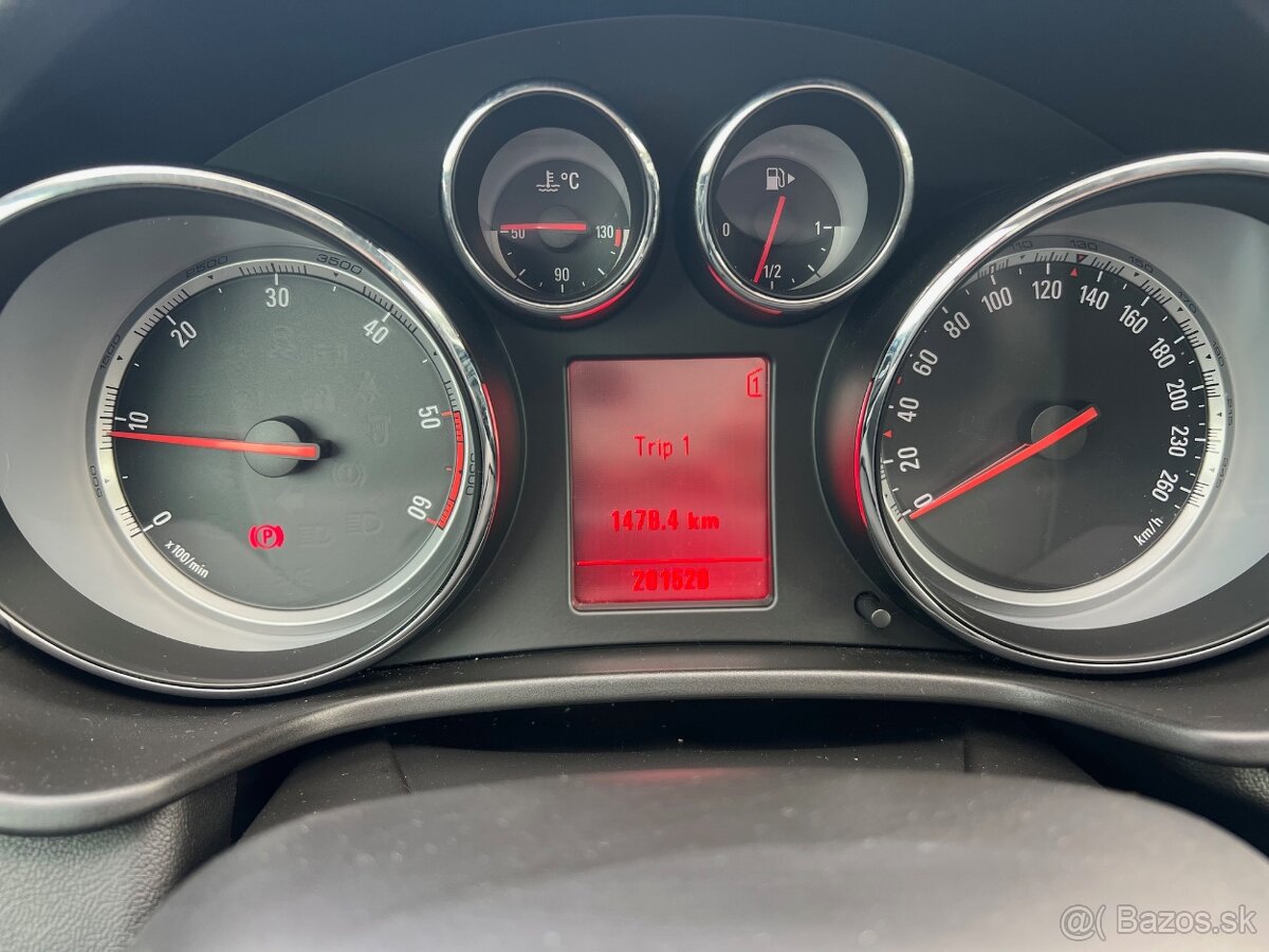 Opel Insignia 2.0 CDTI - 14