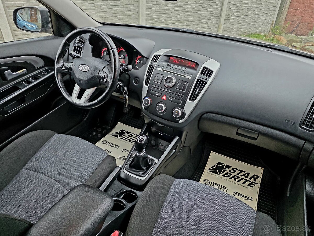 Kia Ceed SW • 1.4i • Facelift 2011 • 59 tisíc KM • Nová STK - 14