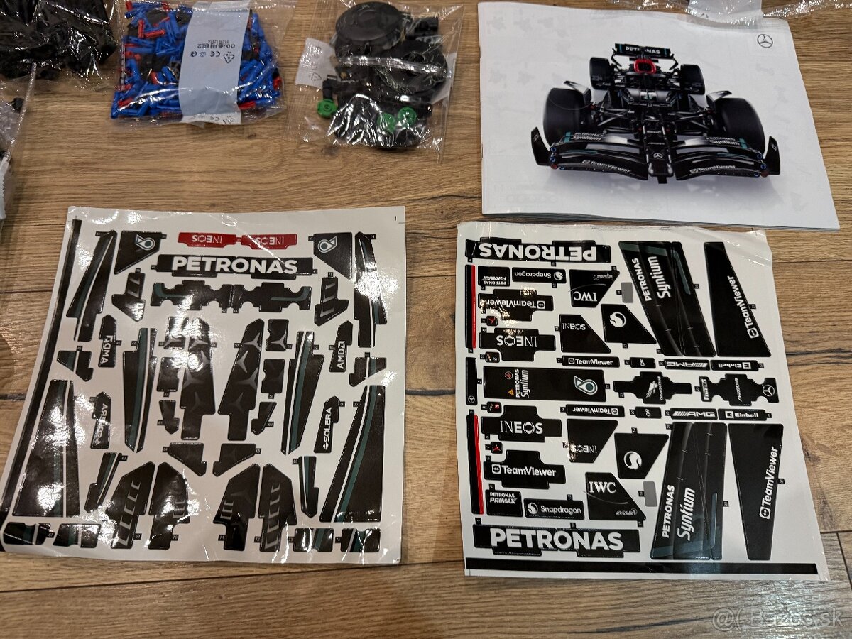 lego technic zavodne formule F1 - 14