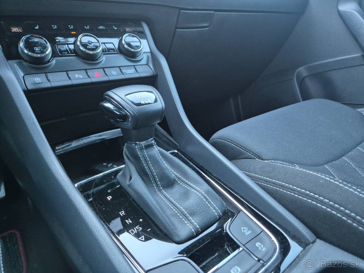 Škoda Karoq 2.0 TDI EVO SCR Sportline 4x4 DSG - 14