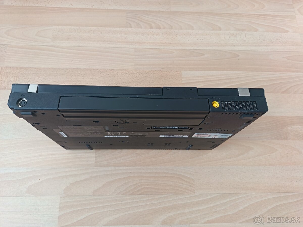 Predám notebook Lenovo Thinkpad R61i - 14