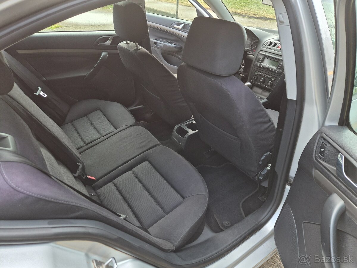 Škoda Octavia 1.6 MPi nová STK /EK - 14