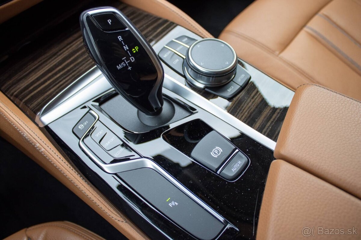 BMW Rad 5 520d xDrive A/T - 14