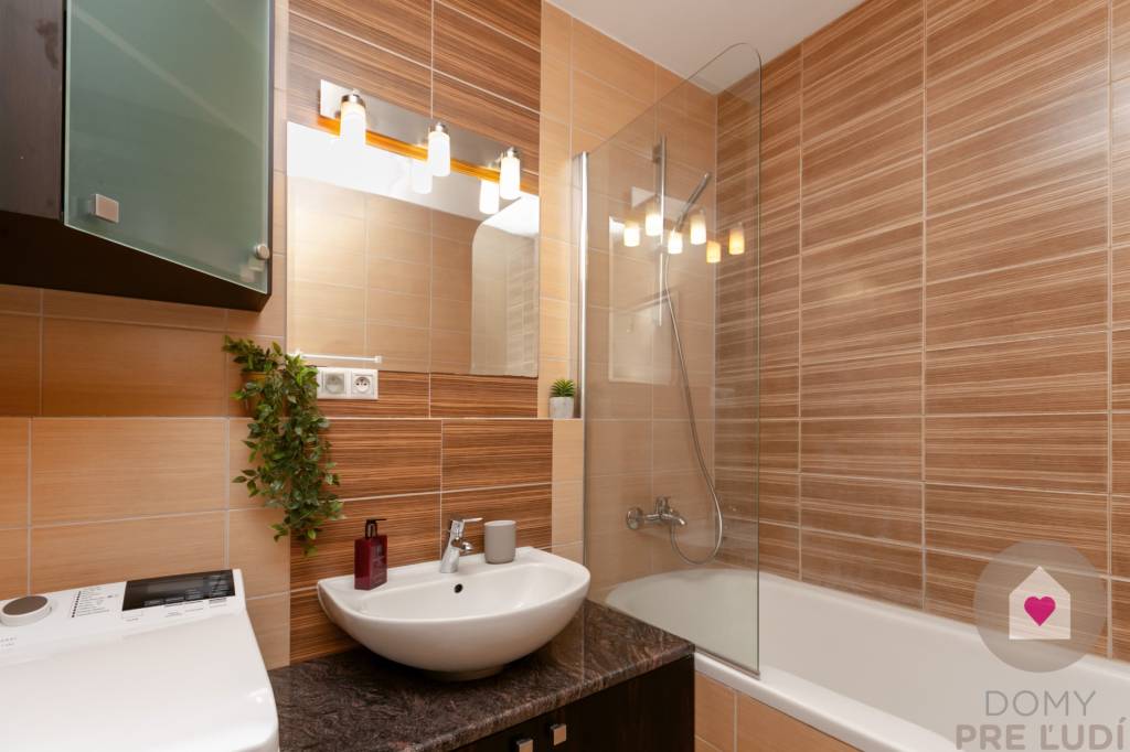 BA/RUŽINOV- 2i veľkometrážny byt s privátnym vstupom a teras - 14