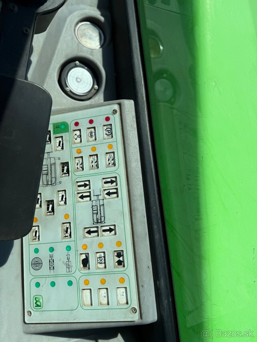 Predám teleskopický manipulátor MERLO 40.25 MCS - 14