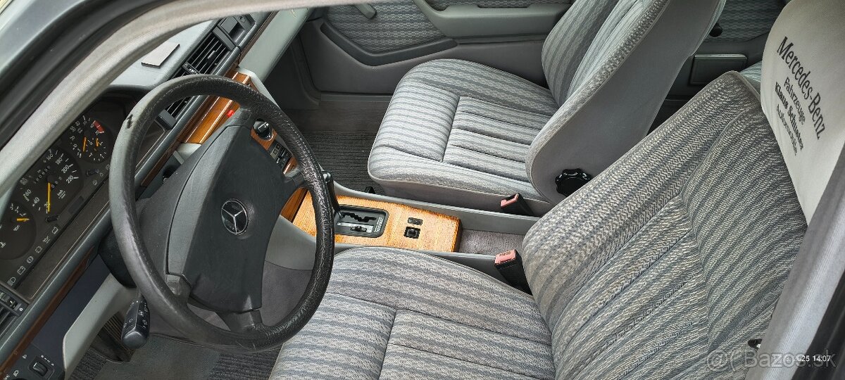 Mercedes W124 230E - 14