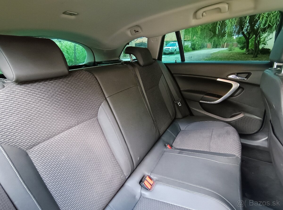 Opel Insignia ST 2.0CDTI 96kW automat - 14