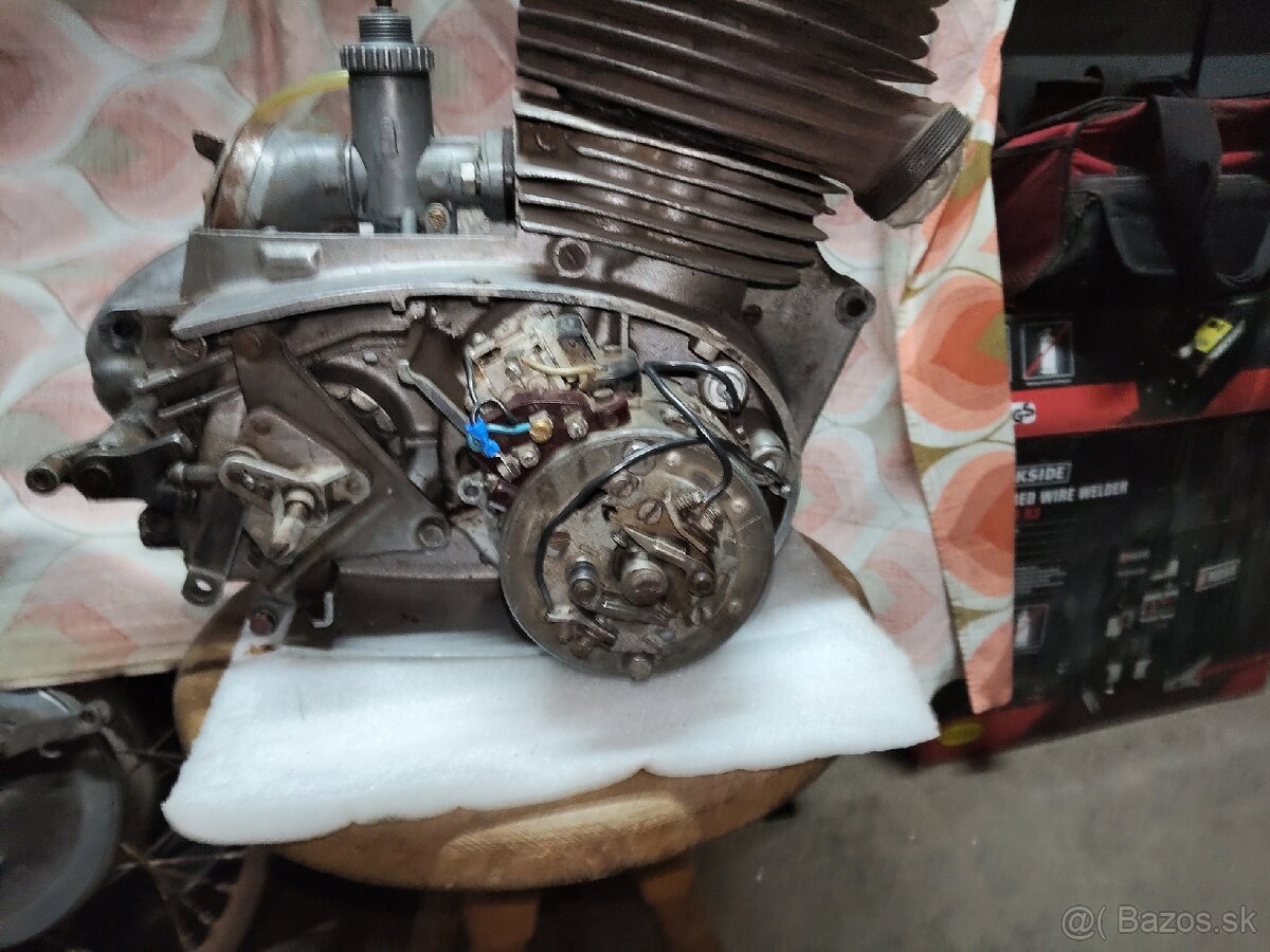 Jawa 350 typ 354 motor - 14