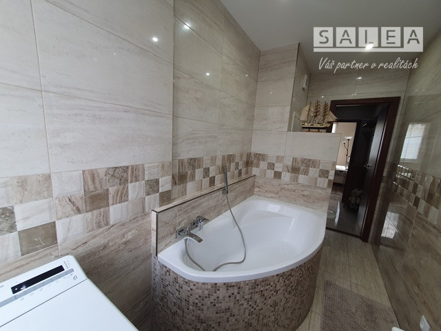 2izbový zariadený byt, moderný dizajn A.Hlinku Piešťany - 14