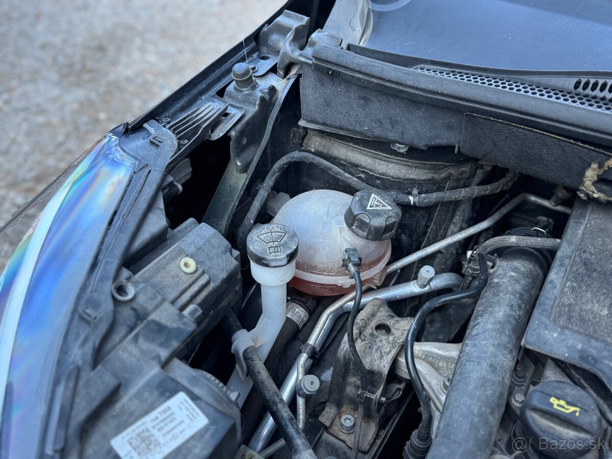 Opel Crossland X 1.2 turbo 2018 1.Majitel POJAZDNÉ - 14