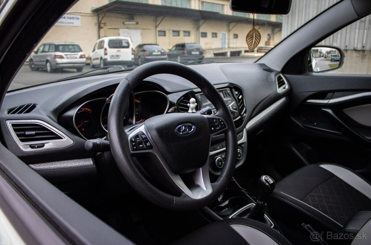 Lada Vesta SW Cross 1.6 MPI, 75kW, M5 - 14