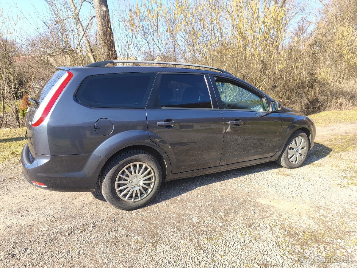 Ford Focus 1.8 TDCi, rok 2009, nová STK a EK - 14