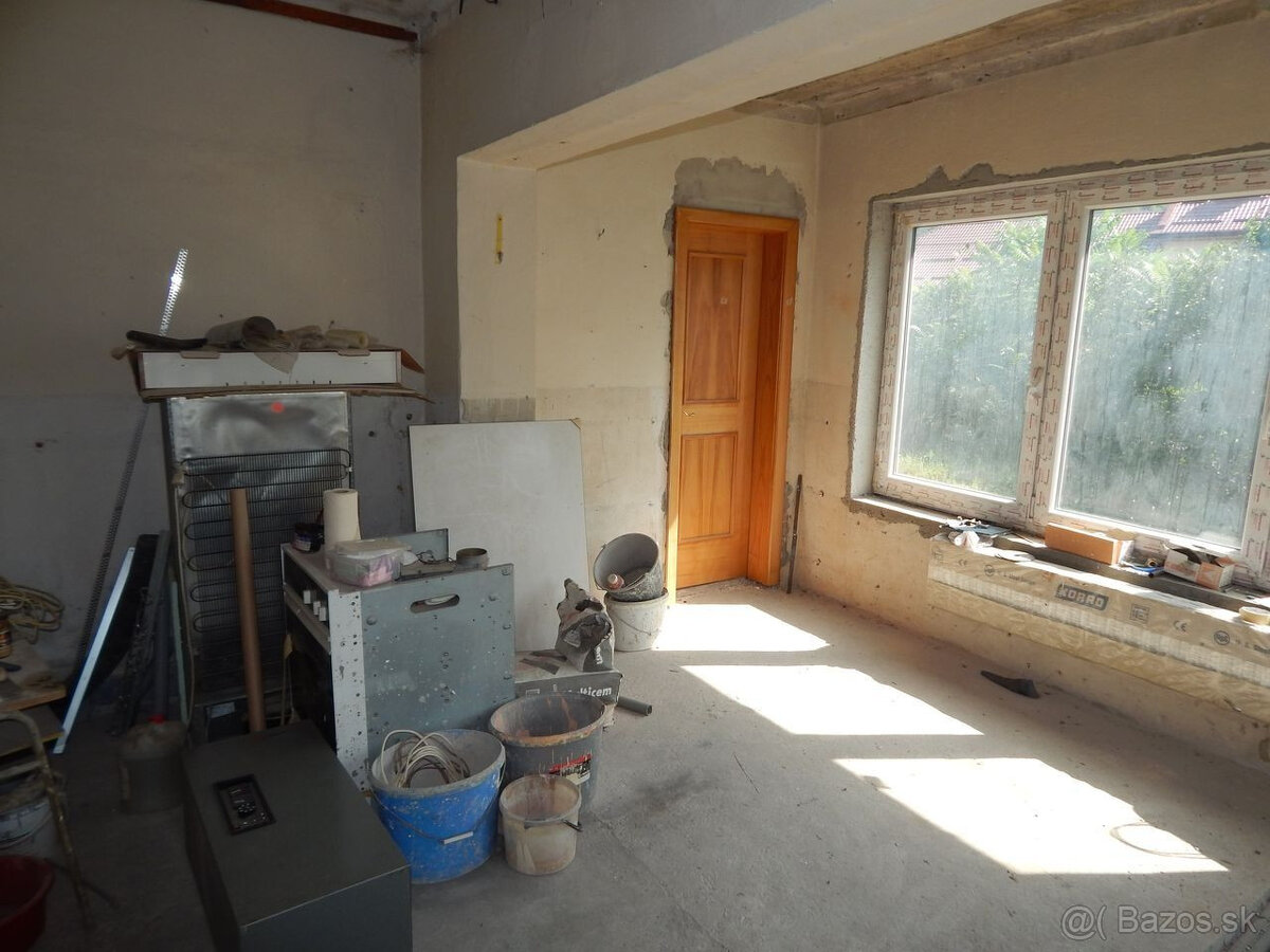 EXKLUZÍVNE-SPEKTRUM REALITY- Na predaj 7-izbový rodinný dom - 14