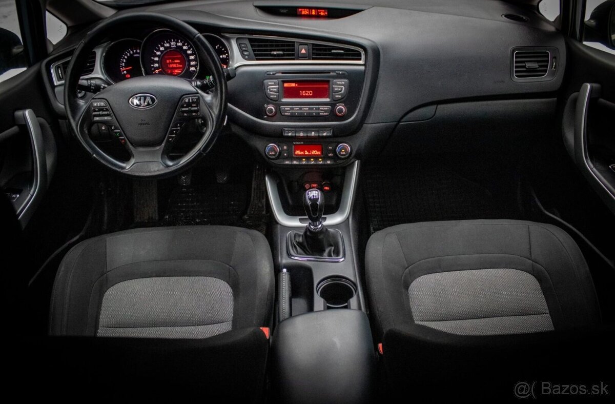 Kia Ceed 1.4 CVVT 73,6kW, M6, 5d. - 14