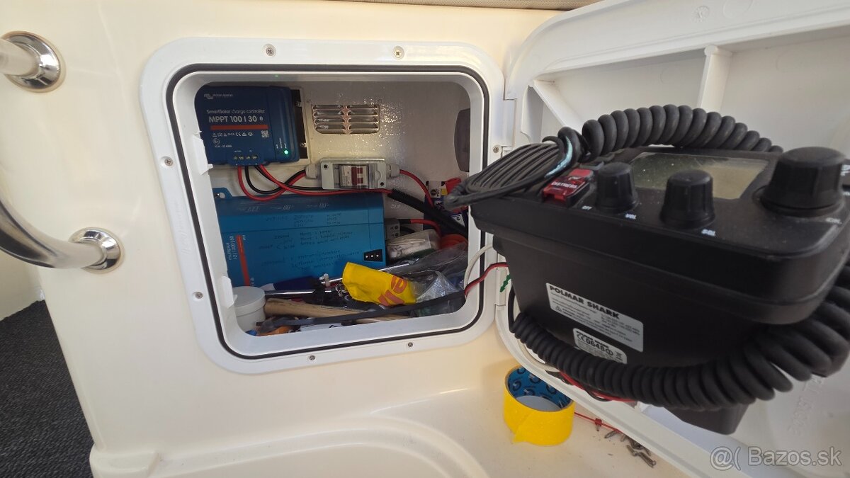 LOĎ ITALMAR, CABIN 23 + motor 225hp + dvouosí vlek - 14