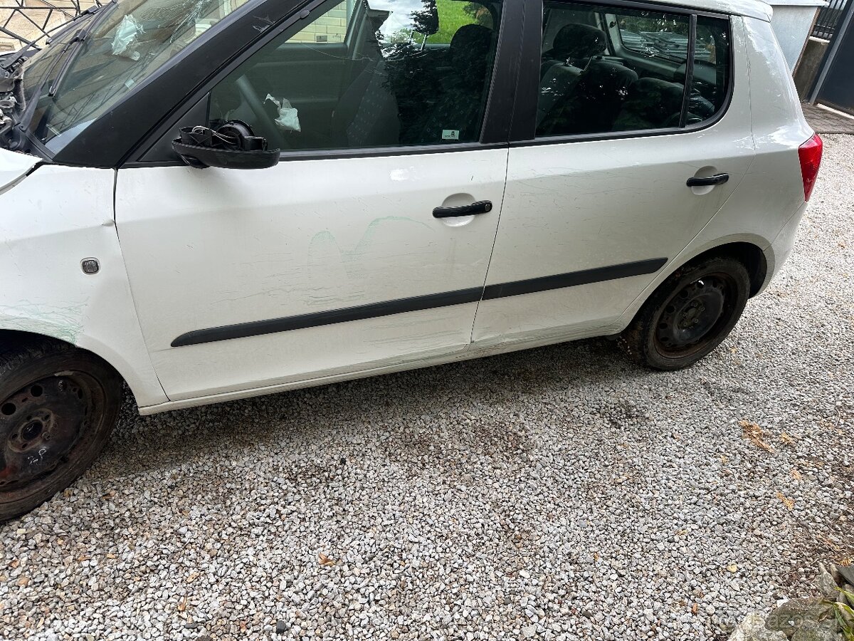 Rozpredam škoda fabia 2 1.2tsi 63kw 77kw - 14