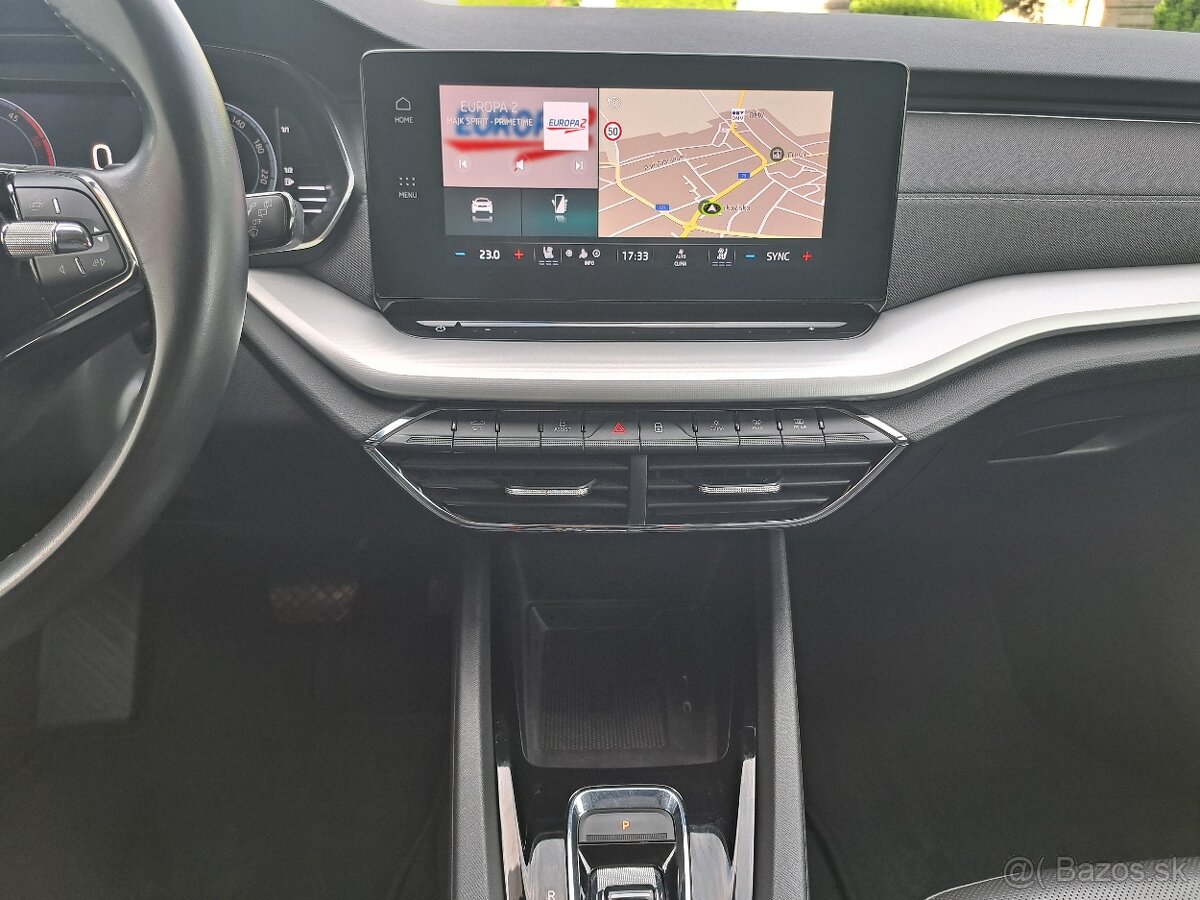 Škoda Octavia Combi 4 Premium DSG - 14