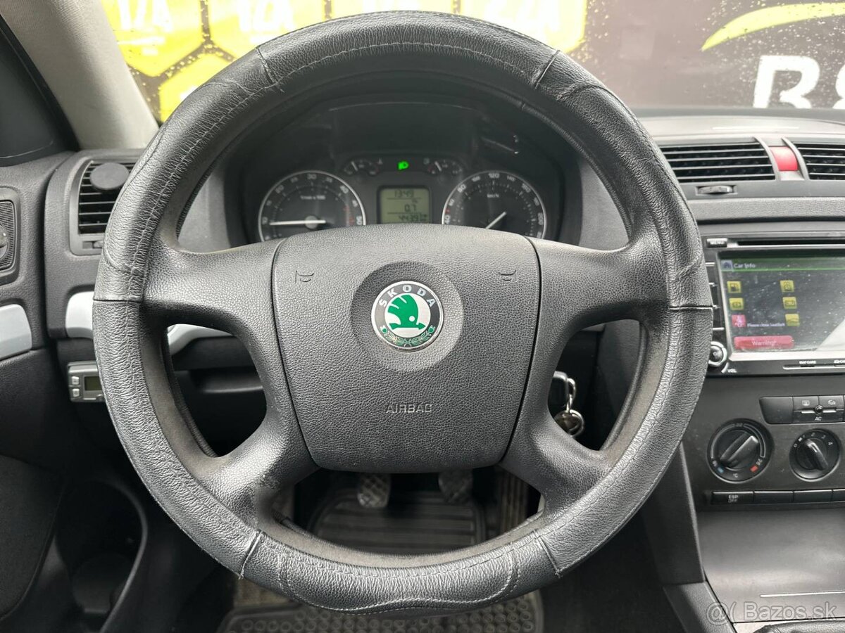 Škoda Octavia Combi - 14
