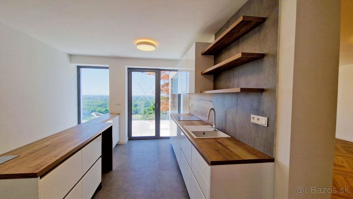 Rent a new luxury villa, 4 floors, Palisády near Bratislava - 14