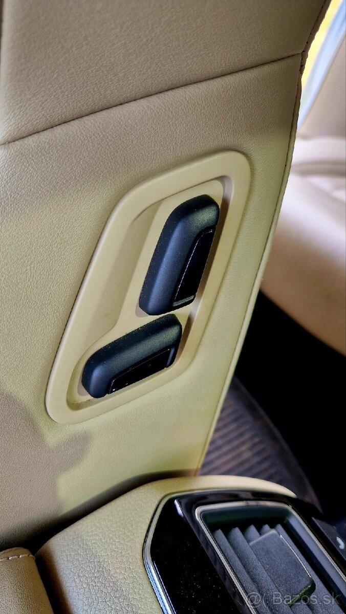 ŠKODA SUPERB 2.0D 140 KW,4X4, L&K - 14