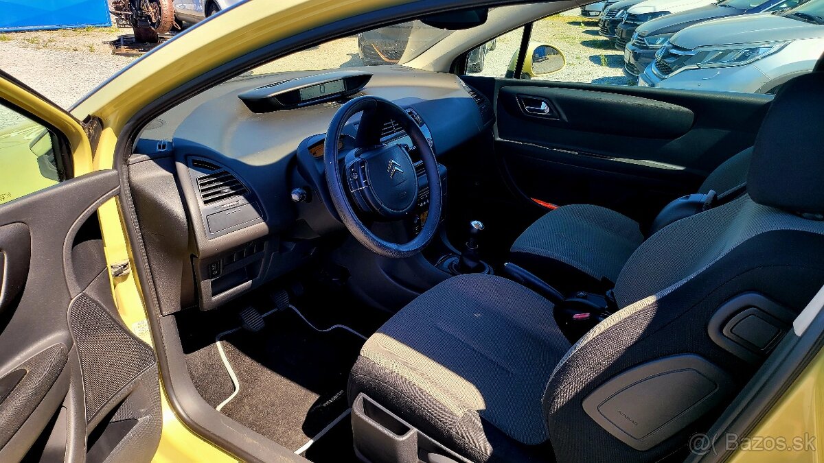 Citroën C4 Coupé 1.6i 16V Plus - 14