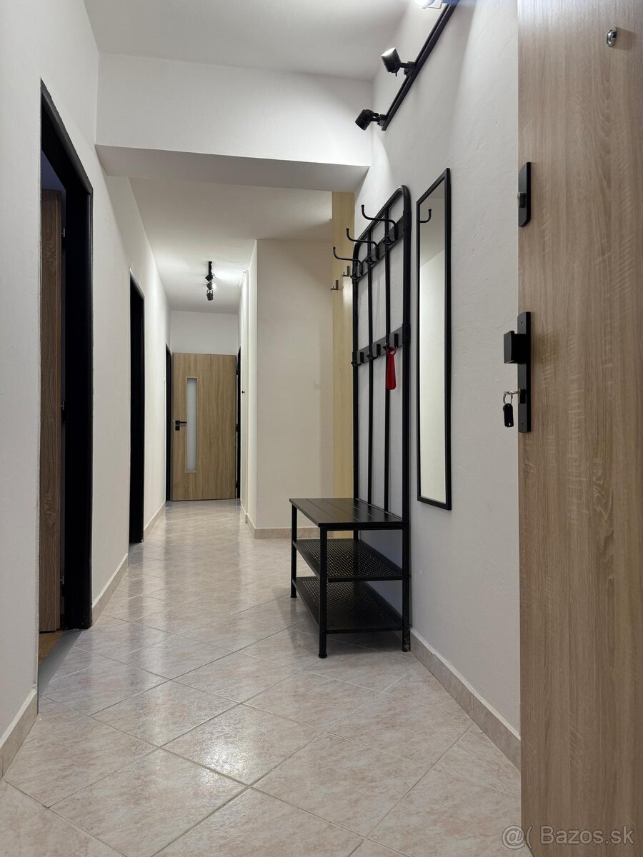 4i byt |balkón+loggia| NEZARIADENÝ | centrum Predmestská - 14