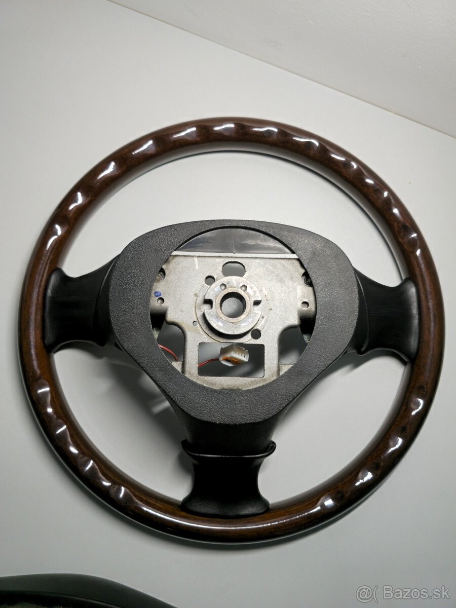 Nardi torino drevený volant - 14