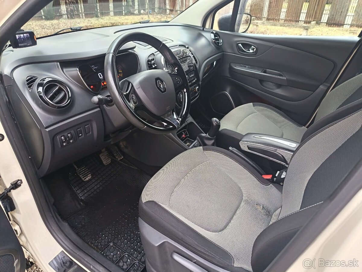 Renault Captur 0.9, 66kw, rv. 2016 - 14