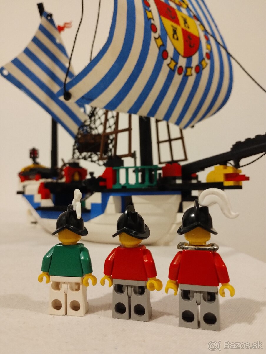 LEGO Pirates 6280 Armada Flagship - 14