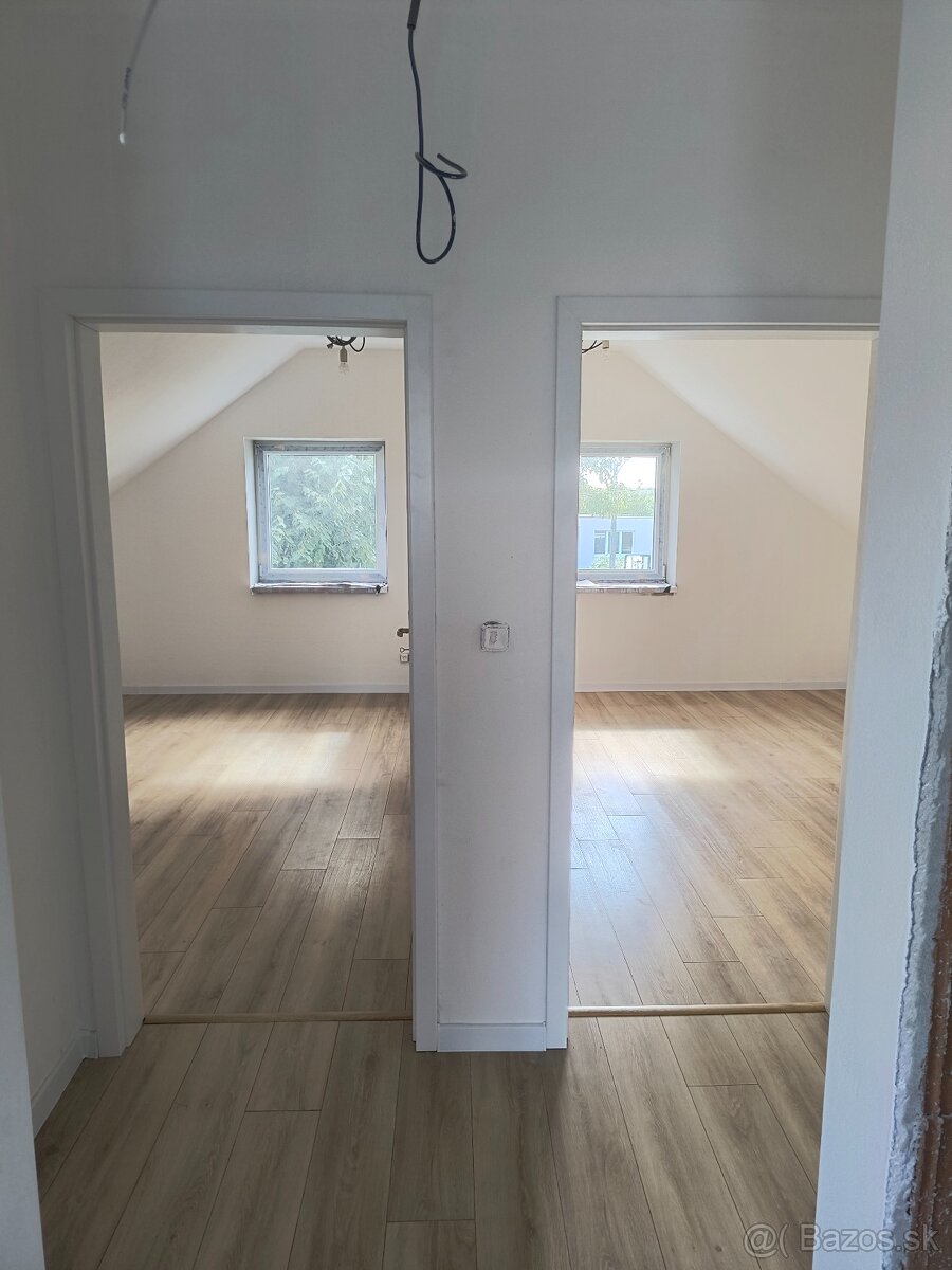 LUXUSNÝ 5 IZB. RD V SENCI V ŠTANDARDE - 14