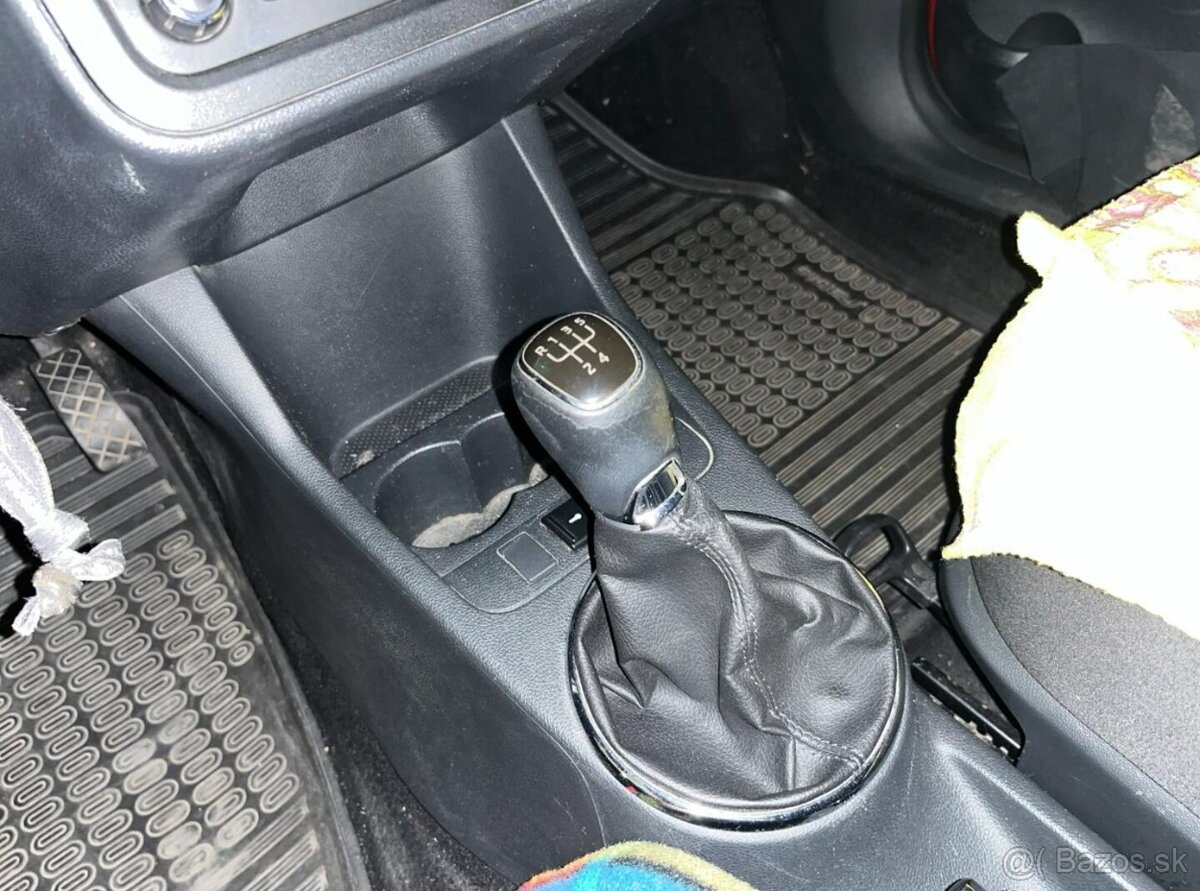 Škoda Fabia 1.4 benzín - 14