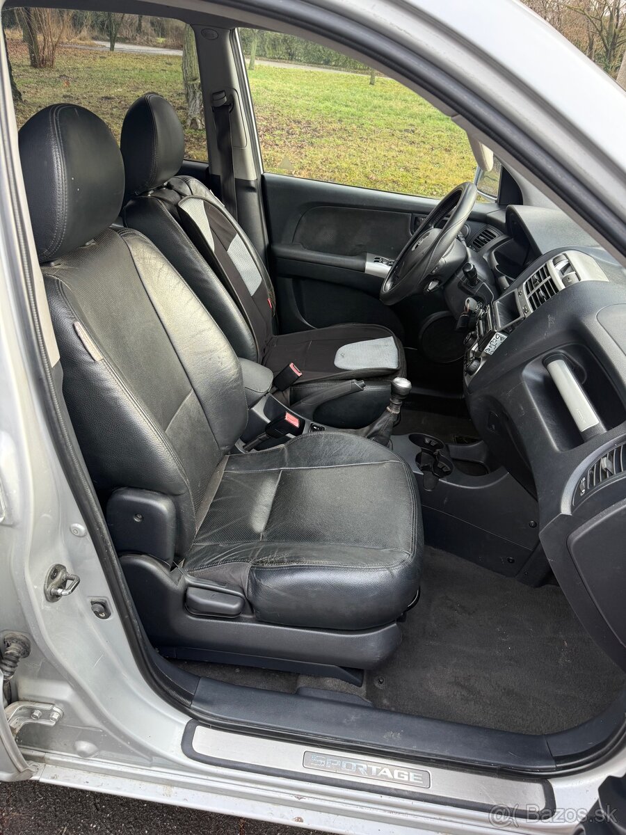 KIA Sportage 2.0 CRDI - 14